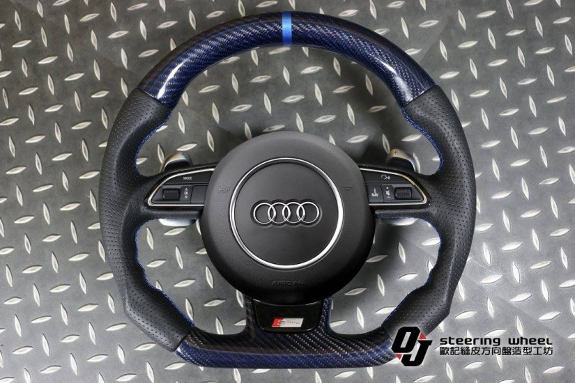 AUDI 09