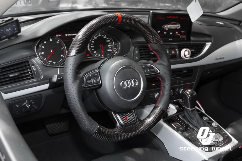 AUDI 58