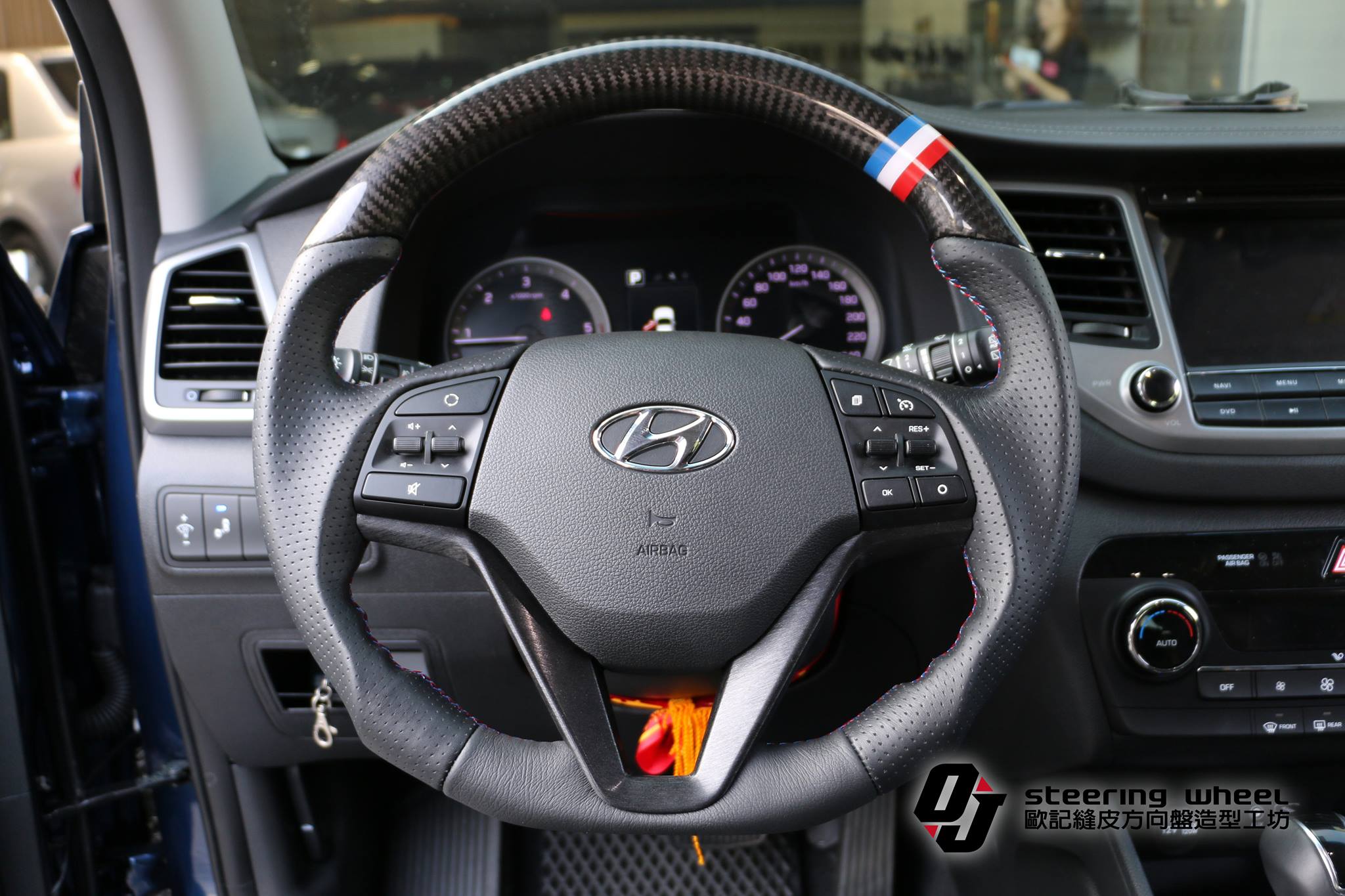 HYUNDAI 03